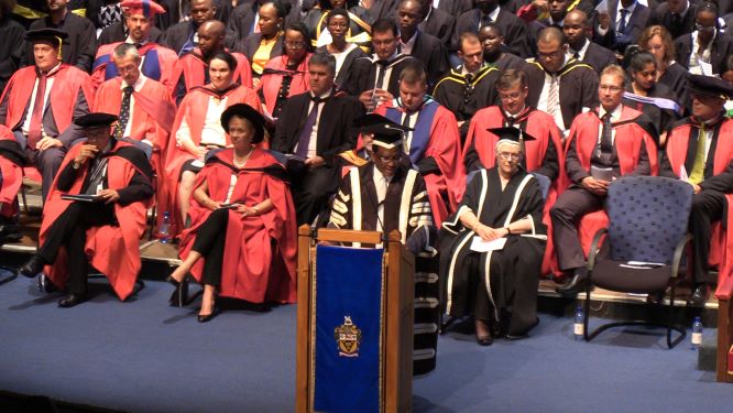 Dr Sizwe Mabizela, Vice-Chancellor, Rhodes bckapp_bck-άƽ̨